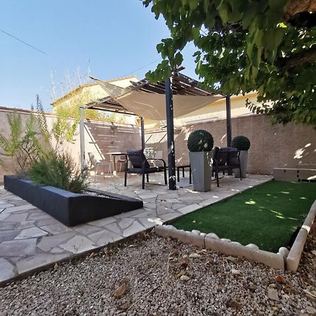 joli appartement indépendant avec piscine chauffée chez propriétaire Bernis Esterno foto