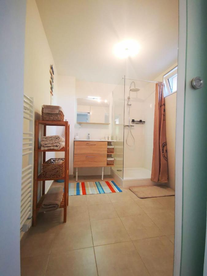 joli appartement indépendant avec piscine chauffée chez propriétaire Bernis Esterno foto
