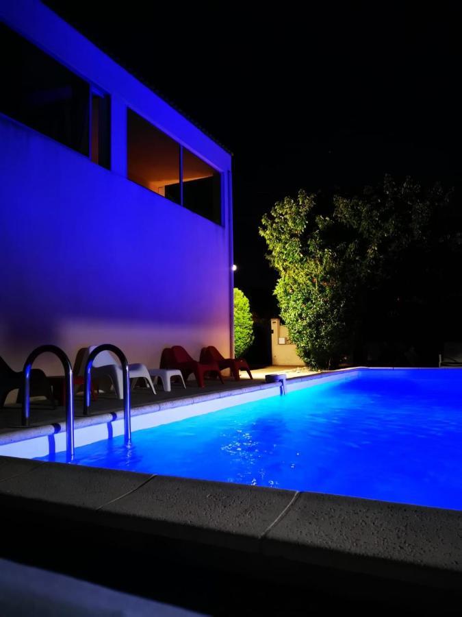 joli appartement indépendant avec piscine chauffée chez propriétaire Bernis Esterno foto